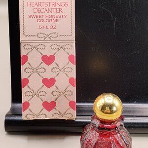 collectible Avon vintage Heart Strings Sweet Honesty mini cologne decanter 1983